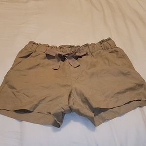 Loft (Ann Taylor) Beige Ruffled Shorts
